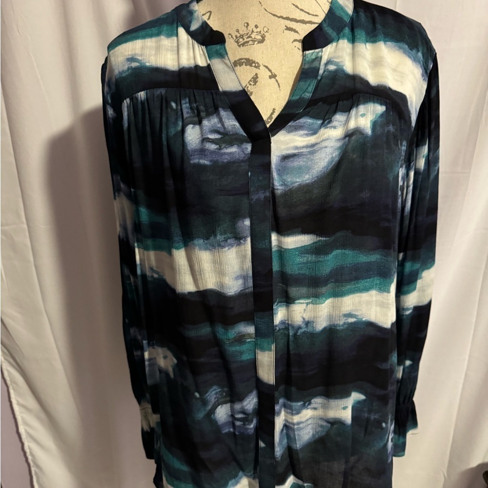 Vera Wang blouse NWT